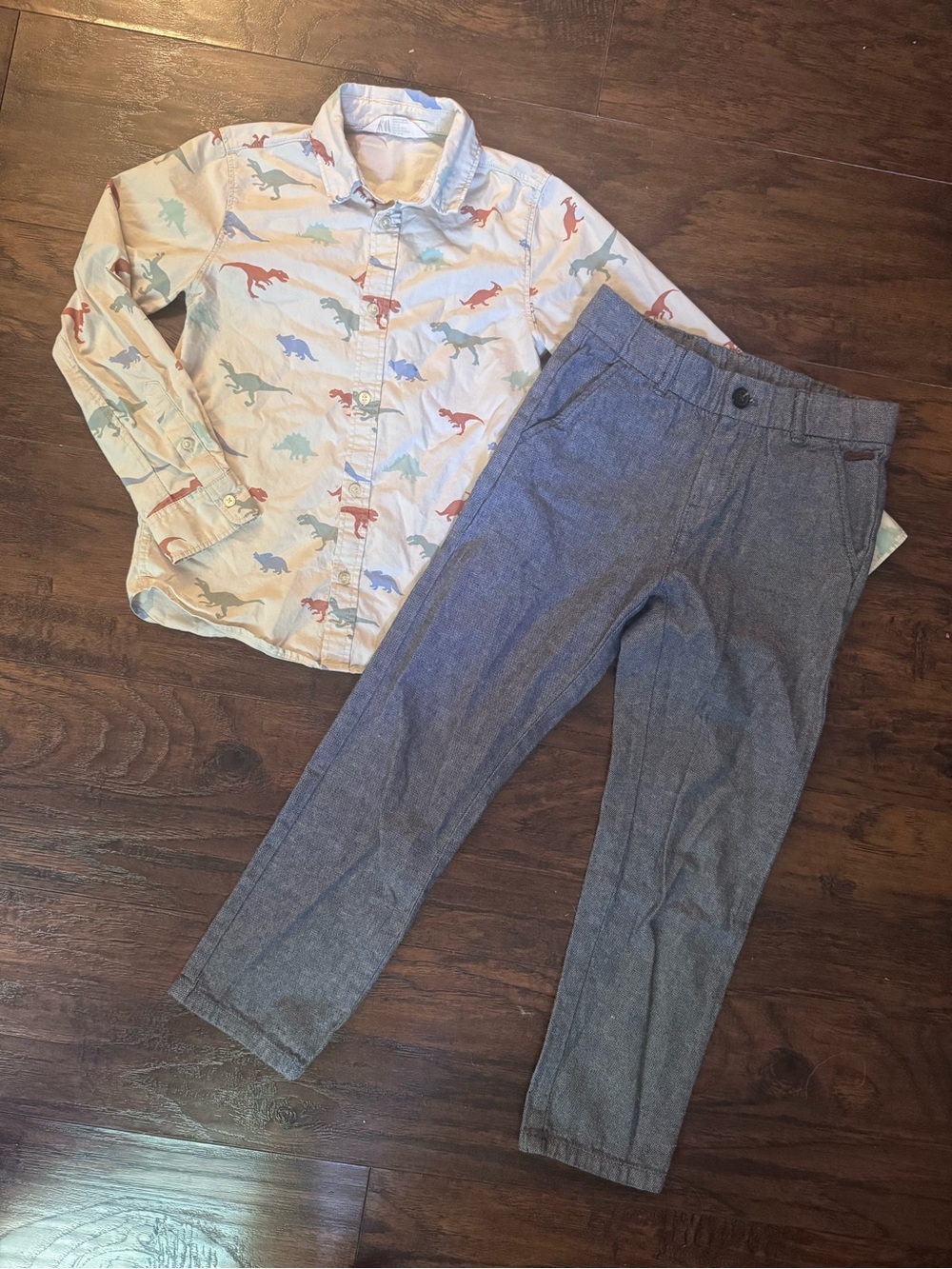 H&M Boys Dinosaur Button-Down Shirt with Blue Dress Pants size 7/8